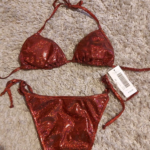 Bikini red medium with padding new