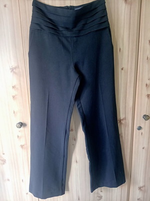 Black pants like new, size L