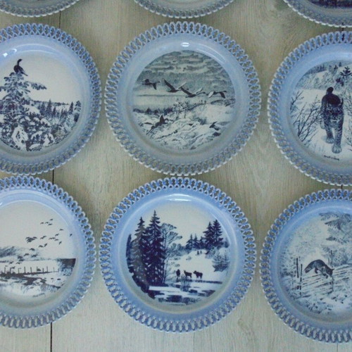 Bing & Grøndahl set of 12 vintage porcelain collector plates Denmark