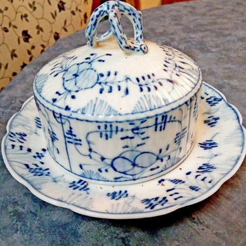 Vintage porcelain butter dish
