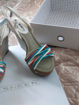 Italian women's sandals new, genuine leather, platform, with box, size 38