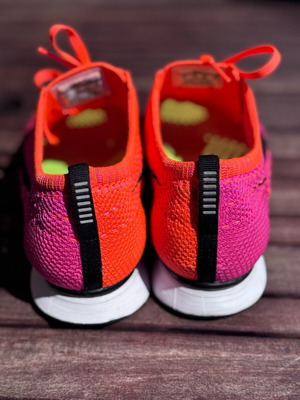 Nike Flyknit Racer Pink Flash size 44 like new