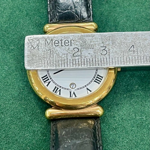 Saint Honore watch used with Quartz mechanism, white and gold