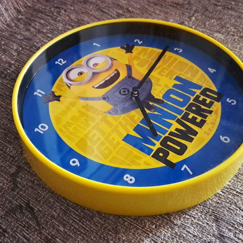Minions wall clock like new for kids room