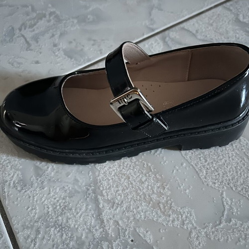 Alegria patent leather shoes for girls size 35 like new, black