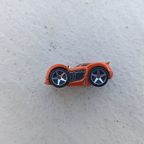 L Bling Hot Wheels toy car 2005