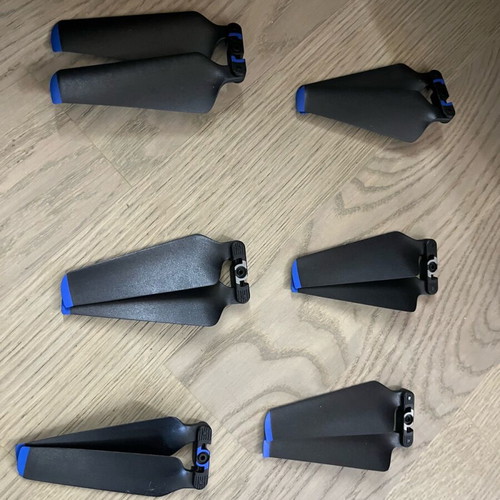 Skydio 2 used drone with 3 batteries and broken gimbal
