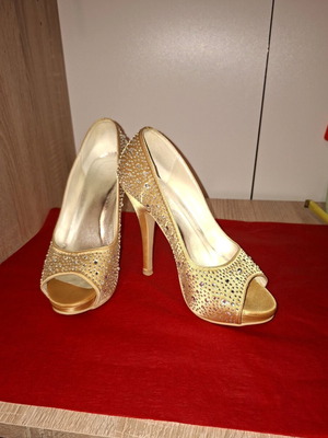 Peep toe σατέν χρυσές γόβες με στρας και φιάπα νούμερο 37 σαν καινούργιο