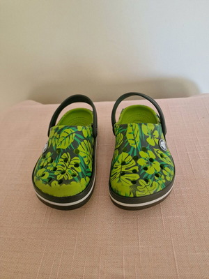 Kids Crocs like new, size 8, 14 cm sole length