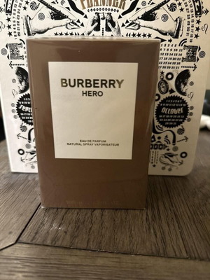 Burberry Hero Eau de Parfum 100 ml new, authentic