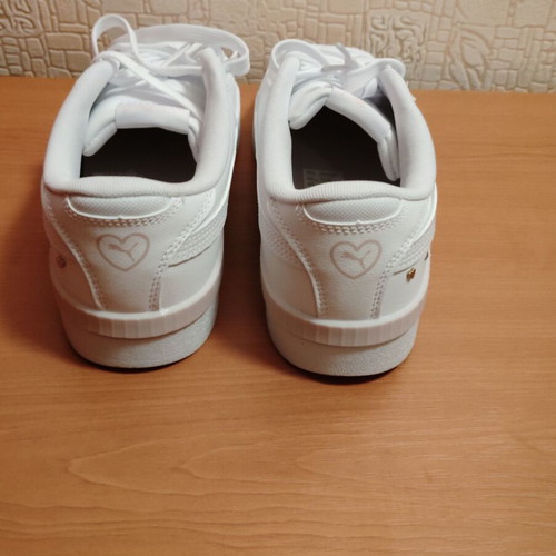 Puma sports sneakers new, size 41, white