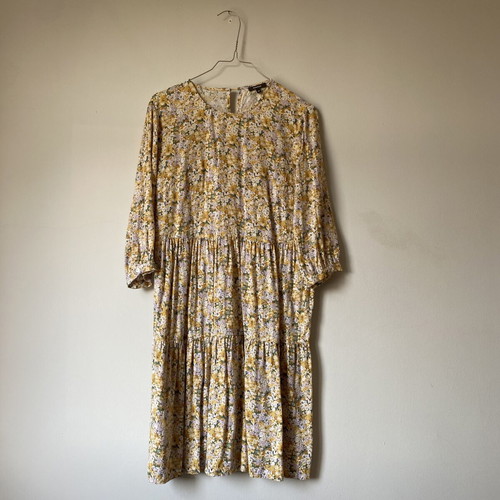 Yellow floral dress with 3/4 sleeves, medium size