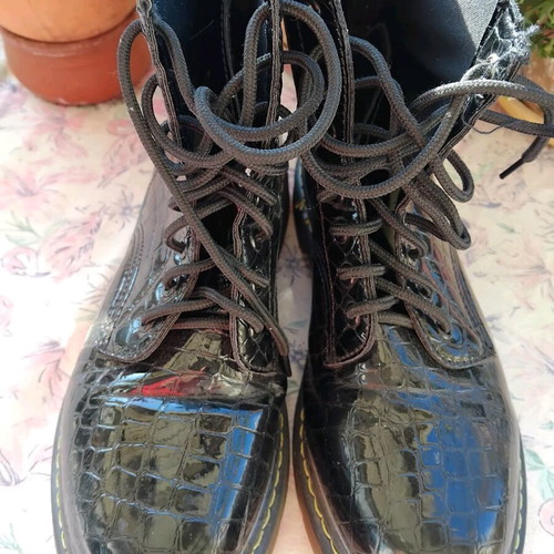 Crocodile Patent Leather Boots Black Like New