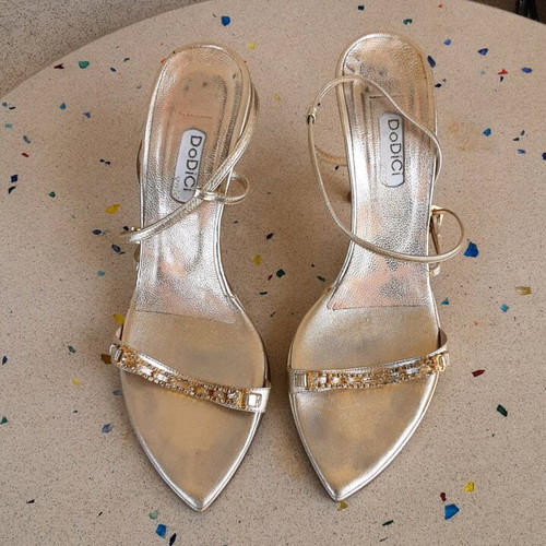 DoDiCi luxury sandal like new, gold size 39