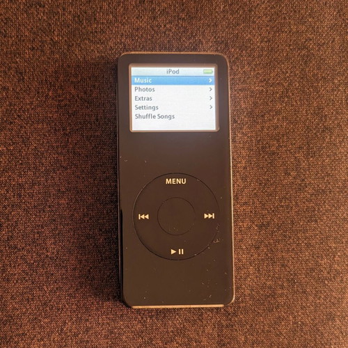 Ipod Nano 1st Gen 2Gb like new