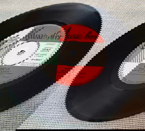 Boney M. – Rivers Of Babylon / Brown Girl In The Ring   7'