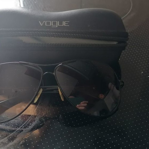 Vogue sunglasses used, authentic with case