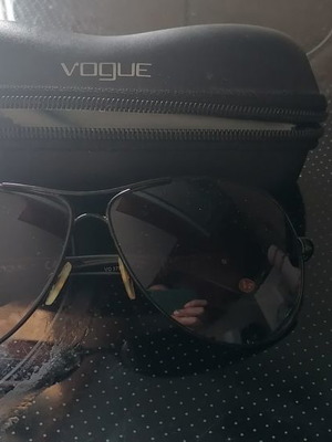 Vogue sunglasses used, authentic with case