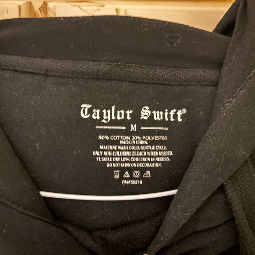 Taylor Swift Reputation Stadium Tour Hoodie like new