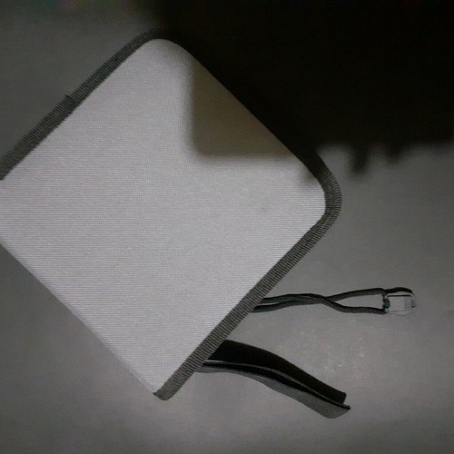 CD, DVD case like new with 14 double-sided sleeves