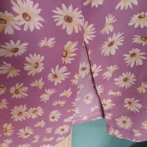 Women's short skirt like new purple-pink with flowers, size L