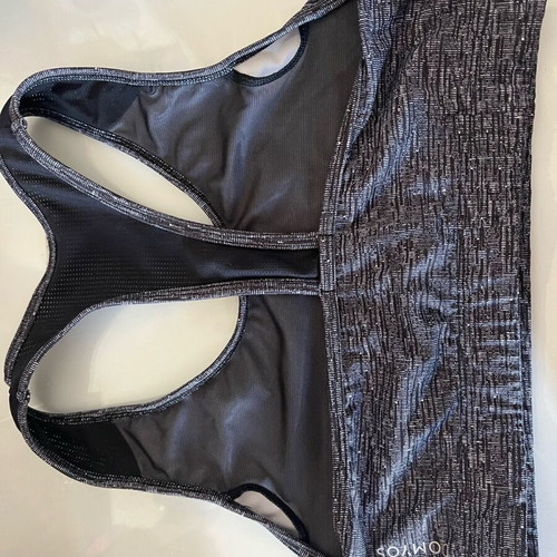 Sports bra gray like new, size M
