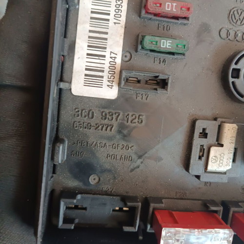Fuse box for Group VAG '05-'12 like new, code 3C0937125
