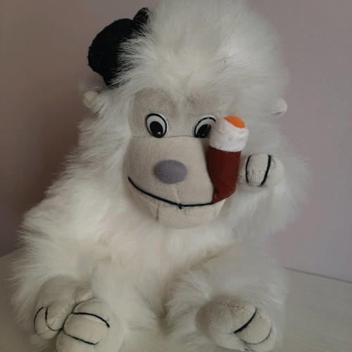 Stuffed monkey used in good condition