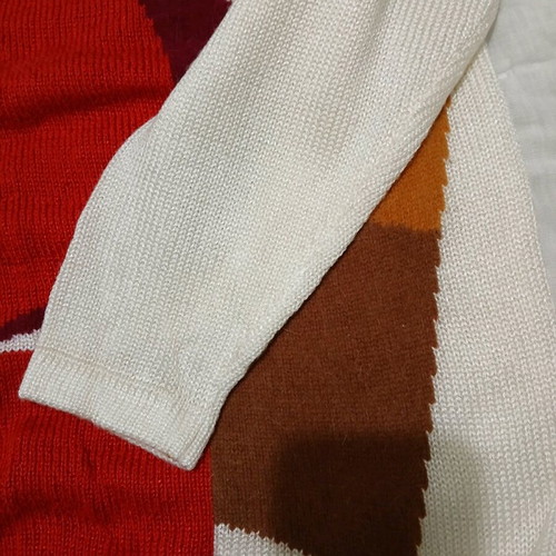 Vintage long ecru sweater with pattern new