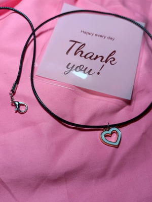 Handmade necklace with strap and heart design new