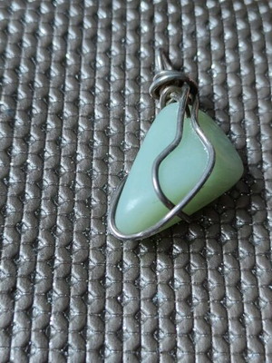 Aragonite pendant like new with handmade mint silver setting
