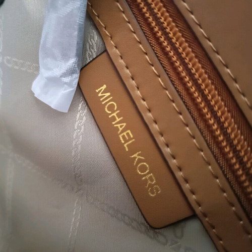 Michael Kors Marilyn Medium bag new, shoulder, beige