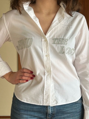 Λευκό πουκάμισο Toi&Moi με κέντημα σαν καινούργιο, μέγεθος XS-S
