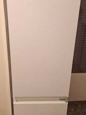 Franke FCB 320 TNF NE Built-in Fridge Freezer like new, 250L