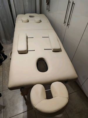 Στρώμα φυσιοθεραπείας δερμάτινο καινούργιο 200x90 με ανακλινόμενο κάθισμα