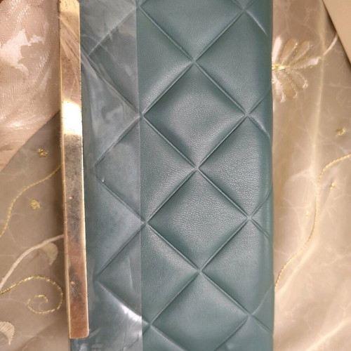 Fragola wallet new, green with signs of wear