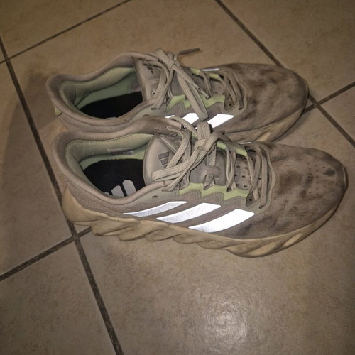 Adidas Switch athletic shoes used, grey-green with reflective details, size 41