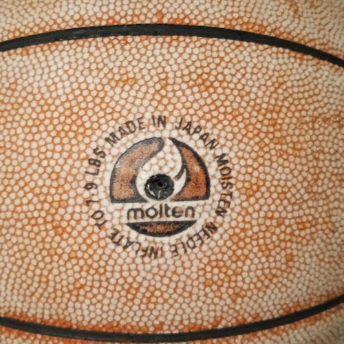 Molten SB-77 Vintage 1992 Basketball collectible used, made in Japan