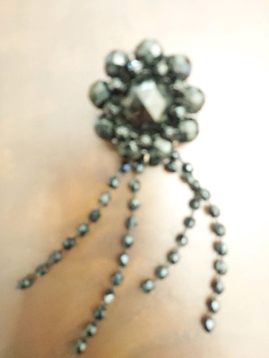 Pins with black pearls like new, set of 2 pieces