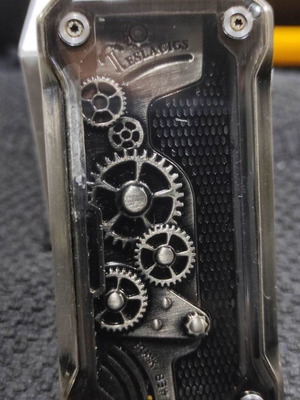 Tesla Punk 85W mod used with steampunk design and dark silver patina
