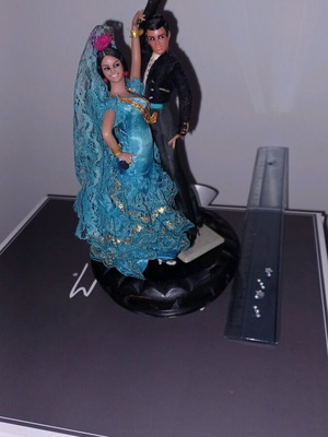 Spanish dancer figures used, set of 2 with base