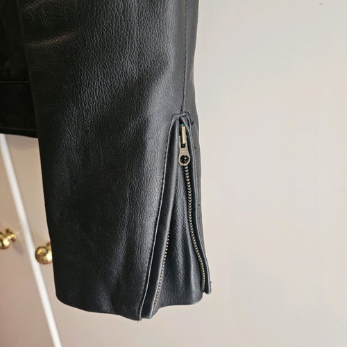 Leather jacket black like new, size S