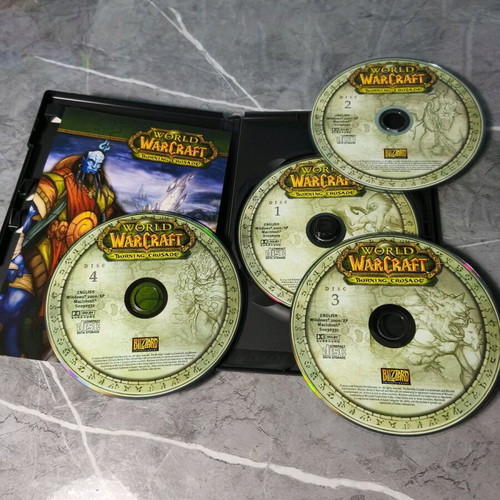Warcraft collectible games pack of 3, like new, PC