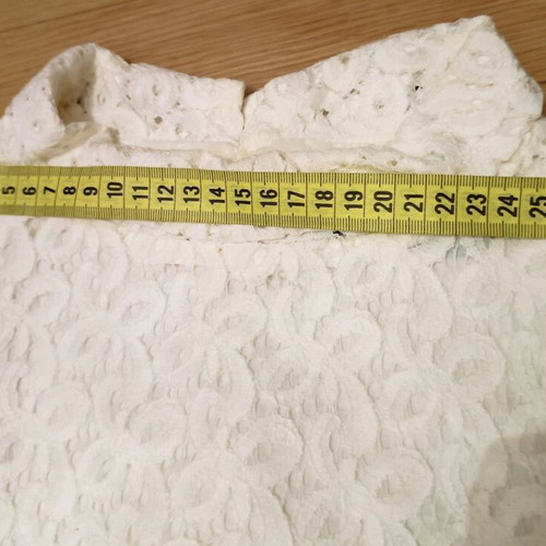 Zara lace dress type Guipure XS used, white
