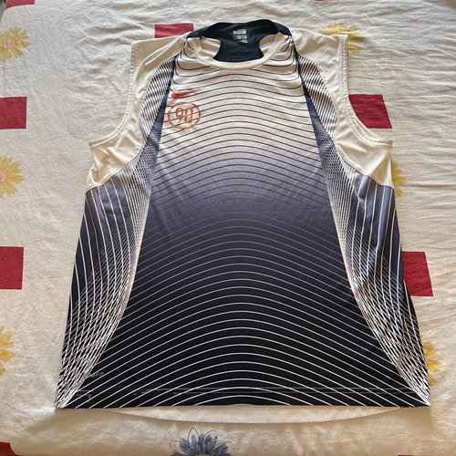 Nike sleeveless training shirt like new, size M, white-blue