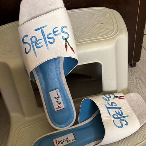 Slippers like new, size 38, white and blue