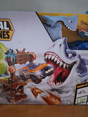 Metal Machines toy new with candle