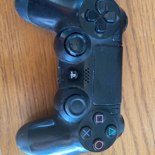 PS4 controller used, condition unknown, no cables