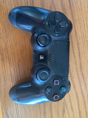 PS4 controller used, condition unknown, no cables