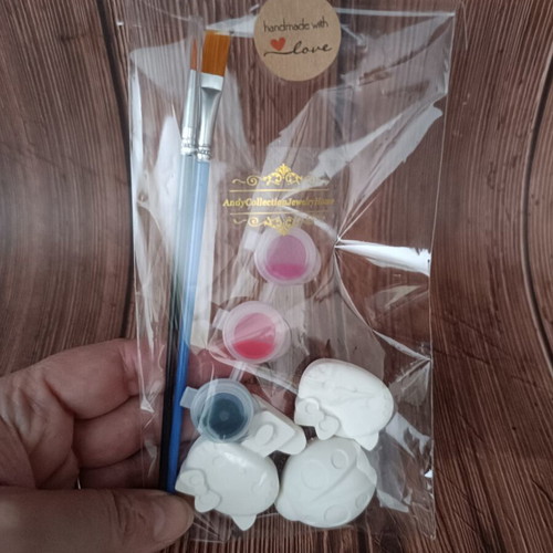 Hello Kitty & Ladybug DIY Painting Set new, handmade plaster figures